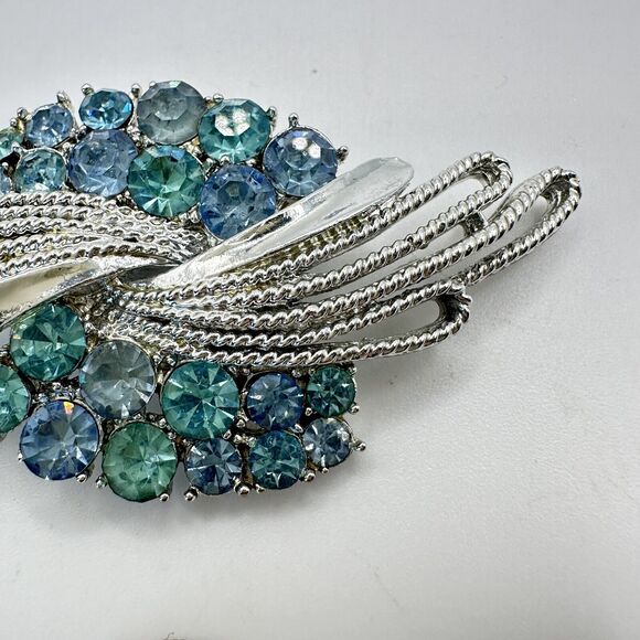 Coro Signed Blue Rhinestone Silver Tone Abstract Brooch Pin Vintage - Picture 8 of 10